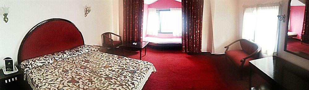 Royal Jardin Whistling Pines Resort Shimla Ngoại thất bức ảnh
