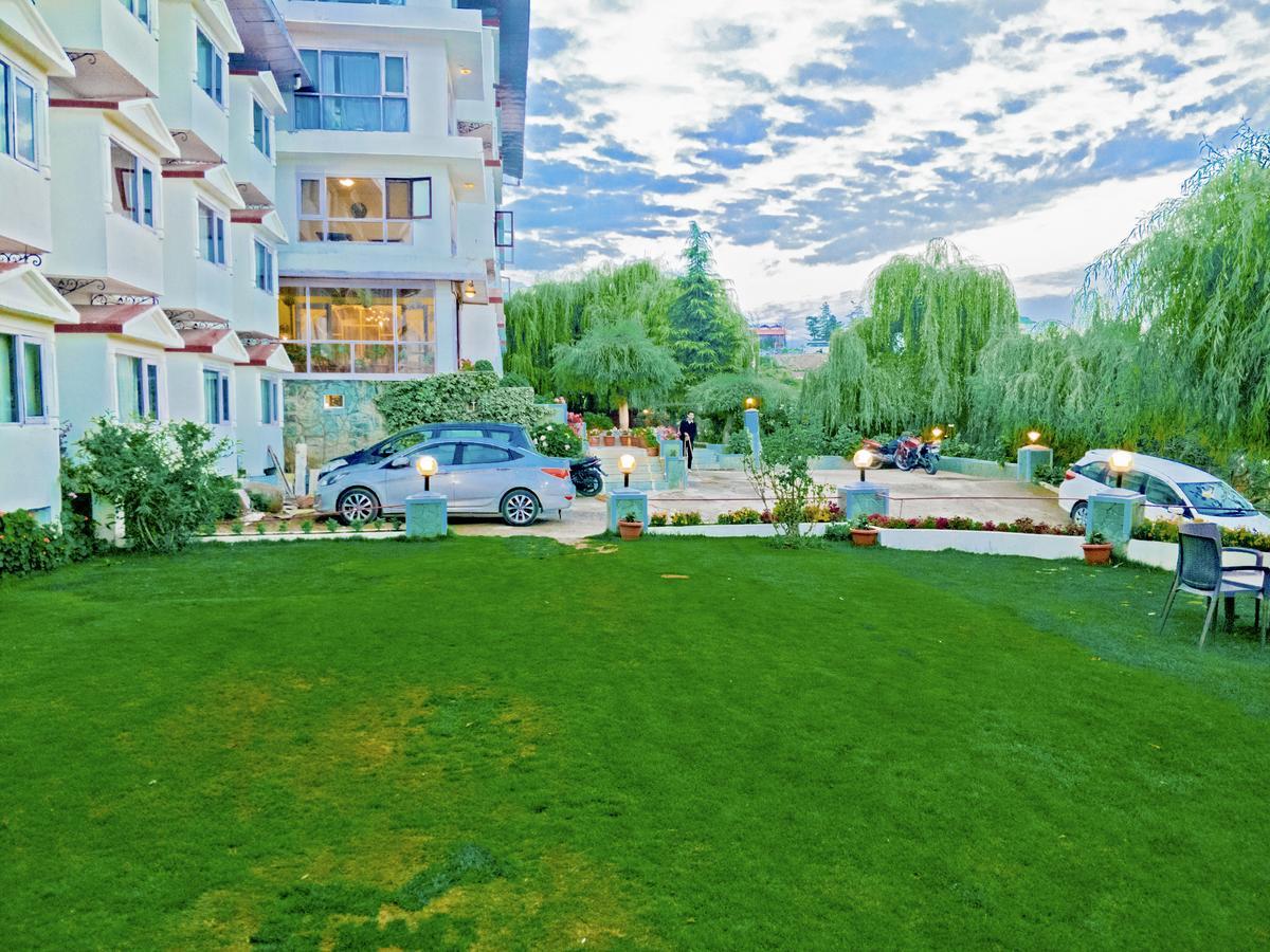 Royal Jardin Whistling Pines Resort Shimla Ngoại thất bức ảnh