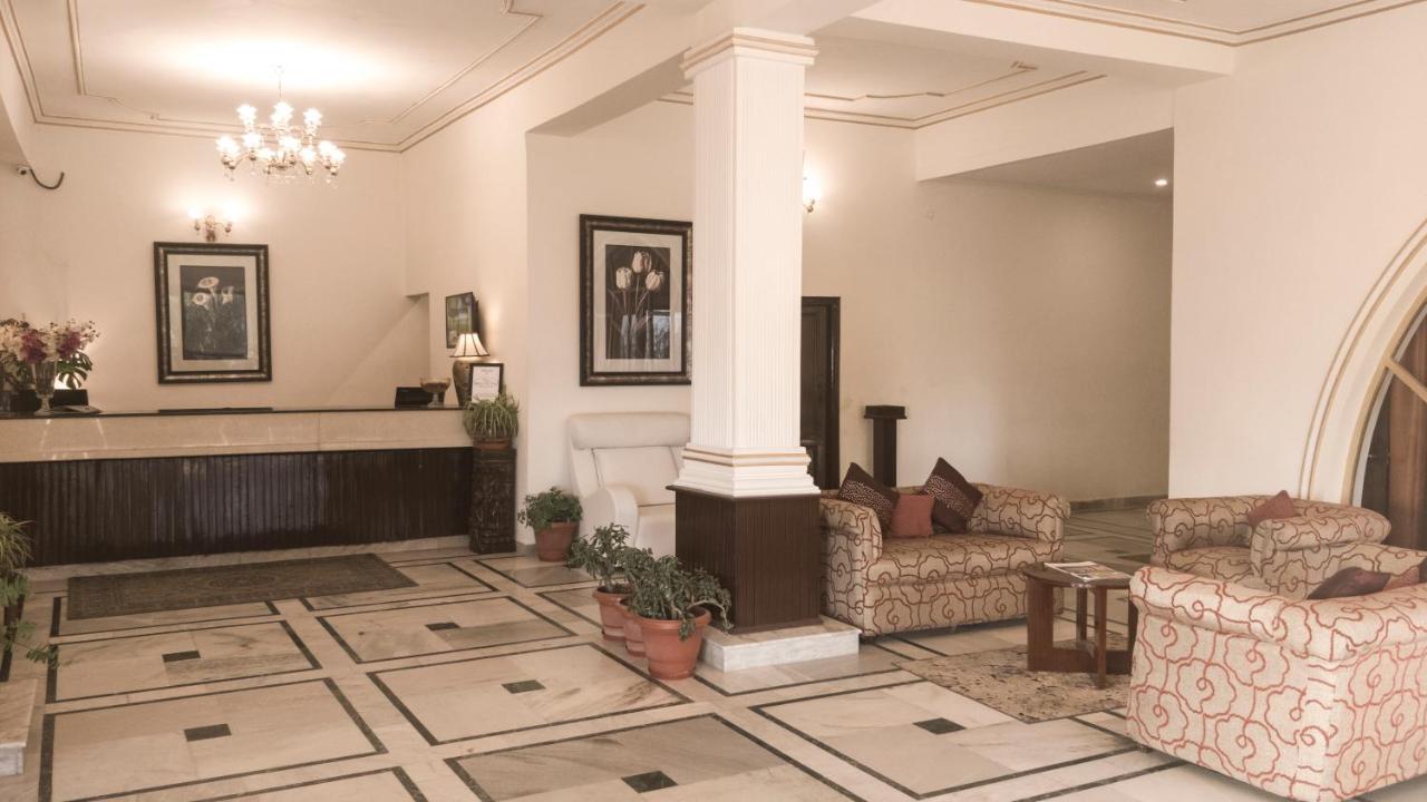Royal Jardin Whistling Pines Resort Shimla Ngoại thất bức ảnh